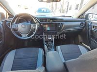 Usado Toyota Auris Active 116 CV (85 kW) 2017 Marrón Berlina
