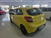 Usado Ford Ka Plus 71 CV (52 kW) 2018 Amarillo Utilitario