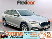 Usado Skoda Octavia Ambition 150 CV (110 kW) 2022 Gris Utilitario