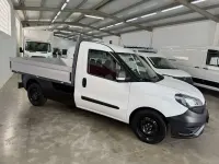 Usado Fiat Doblò 95 CV (69 kW) 2018 Blanco Monovolumen