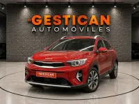Usado Kia Stonic 100 CV (73 kW) 2023 Rojo SUV