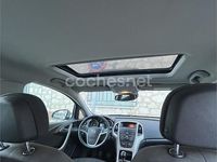 Usado Opel Astra Sport 110 CV (80 kW) 2011 Gris / plata Berlina