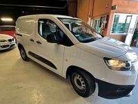 Usado Toyota Proace City City 102 CV (75 kW) 2020 Blanco Monovolumen