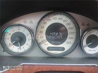 Usado Mercedes CLS320 224 CV (164 kW) 2008 Gris / plata Berlina