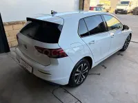 Usado VW Golf VII Advance 150 CV (110 kW) 2020 Blanco Berlina