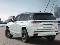 Usado Jeep Grand Cherokee Summit 381 HP (280 kW) 2023 Branco SUV