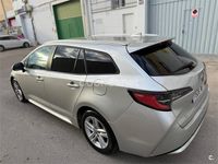 Usado Toyota Corolla Active 140 CV (102 kW) 2023 Gris / plata Familiar