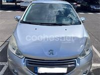 Usado Peugeot 208 Allure 95 CV (69 kW) 2013 Gris / plata Utilitario