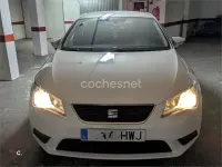 Usado Seat Leon Reference 105 CV (77 kW) 2014 Blanco Berlina