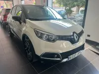 Usado Renault Captur XMOD 120 CV (88 kW) 2016 Beige SUV