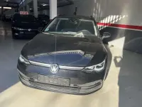 Usado VW Golf VIII Life 116 CV (85 kW) 2021 Negro Familiar