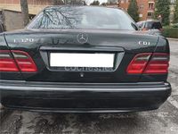 Usado Mercedes E320 Avantgarde 197 CV (144 kW) 2001 Verde Berlina
