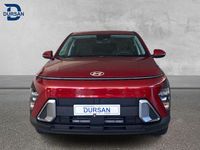 Usado Hyundai Kona 100 CV (73 kW) 2025 Rojo SUV