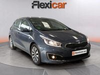 Usado Kia Ceed 101 CV (74 kW) 2017 Azul Utilitario