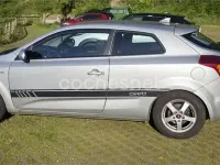 Usado Kia ProCeed 90 CV (66 kW) 2012 Gris / plata Utilitario
