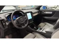Usado Volvo XC40 Core 163 CV (119 kW) 2025 Azul SUV