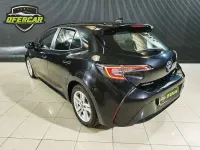 Usado Toyota Corolla Active 122 CV (89 kW) 2022 Negro Berlina