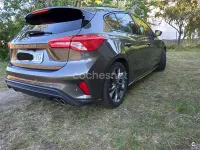 Usado Ford Focus ST-Line 150 CV (110 kW) 2019 Gris / plata Berlina
