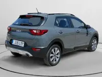 Usado Kia Stonic 100 CV (73 kW) 2022 SUV