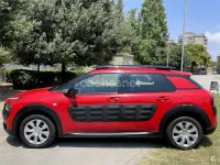 Usado Citroën C4 Feel 82 CV (60 kW) 2017 Rojo Berlina