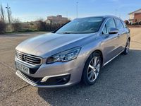 Usado Peugeot 508 SW GT-line 150 CV (110 kW) 2018 Gris / plata Familiar