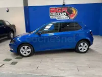 Usado Skoda Fabia Active 75 CV (55 kW) 2016 Azul Berlina