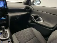Usado Toyota Yaris Cross Connect Style 116 CV (85 kW) 2022 Blanco SUV