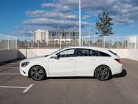 Usado Mercedes CLA200 Shooting Brake 136 CV (100 kW) 2018 Blanco Familiar