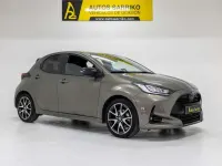 Usado Toyota Yaris Plus 116 CV (85 kW) 2021 Beige Utilitario