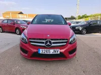 Usado Mercedes B180 AMG line 109 CV (80 kW) 2016 Rojo Utilitario