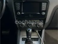 Usado Skoda Octavia Ambition 110 CV (80 kW) 2017 Azul Familiar