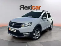 Usado Dacia Sandero Stepway 90 CV (66 kW) 2016 Blanco Berlina