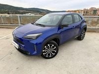 Usado Toyota Yaris Cross Business Edition 116 CV (85 kW) 2022 Azul SUV