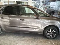 Usado Citroën C4 Picasso Feel 130 CV (95 kW) 2017 Marrón Monovolumen