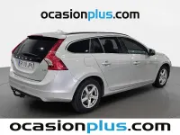 Usado Volvo V60 Momentum 120 CV (88 kW) 2016 Gris plata Familiar