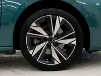 Usado Peugeot 308 SW Allure 131 CV (96 kW) 2023 Azul Familiar