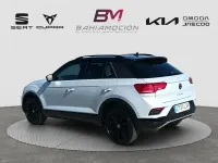 Usado VW T-Roc Advance 110 CV (80 kW) 2022 Gris SUV