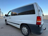 Usado Mercedes Vito 102 CV (75 kW) 2000 Gris Van