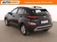 Usado Hyundai Kona 120 CV (88 kW) 2022 Negro SUV