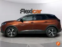 Usado Peugeot 3008 Allure 130 CV (95 kW) 2021 Naranja SUV