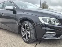 Usado Volvo S60 R-Design Momentum 181 CV (133 kW) 2014 Negro Berlina