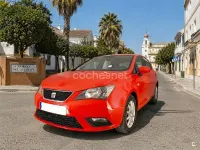 Usado Seat Ibiza Style 110 CV (80 kW) 2016 Naranja Berlina