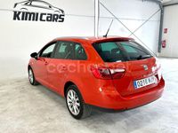 Usado Seat Ibiza ST CONNECT 90 CV (66 kW) 2016 Naranja Familiar