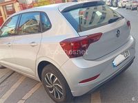 Usado VW Polo Life 110 CV (80 kW) 2022 Gris / plata Utilitario