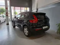 Usado Volvo XC40 Momentum 129 CV (94 kW) 2021 Negro SUV