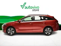 Nuevo Hyundai i30 100 CV (73 kW) 2025 Rojo Familiar
