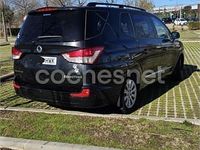 Usado Ssangyong (KGM) Rodius Limited 155 CV (114 kW) 2014 Negro Monovolumen