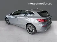 Usado BMW 116 109 CV (80 kW) 2023 Gris Utilitario