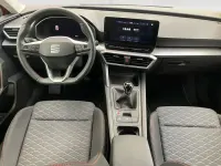 Usado Seat Leon FR 130 CV (95 kW) 2023 Gris plata