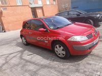 Usado Renault Mégane II Dynamique 115 CV (84 kW) 2004 Rojo Berlina